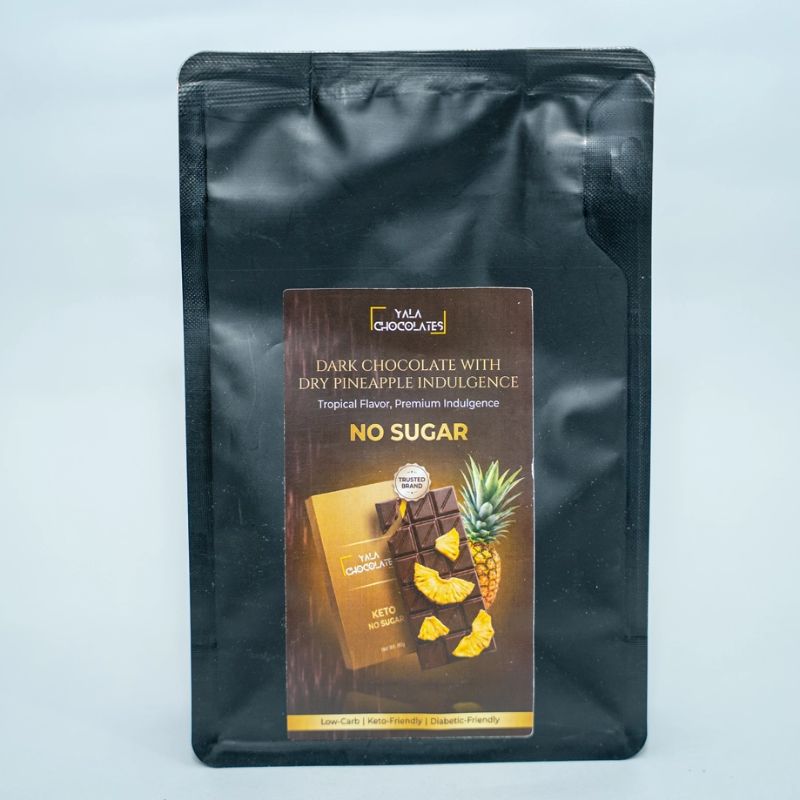 Dark chocolate with dry pineapple