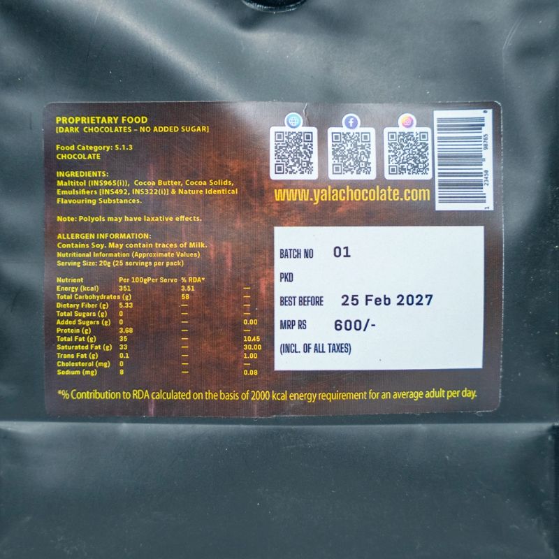 Dark chocolate with dry pineapple